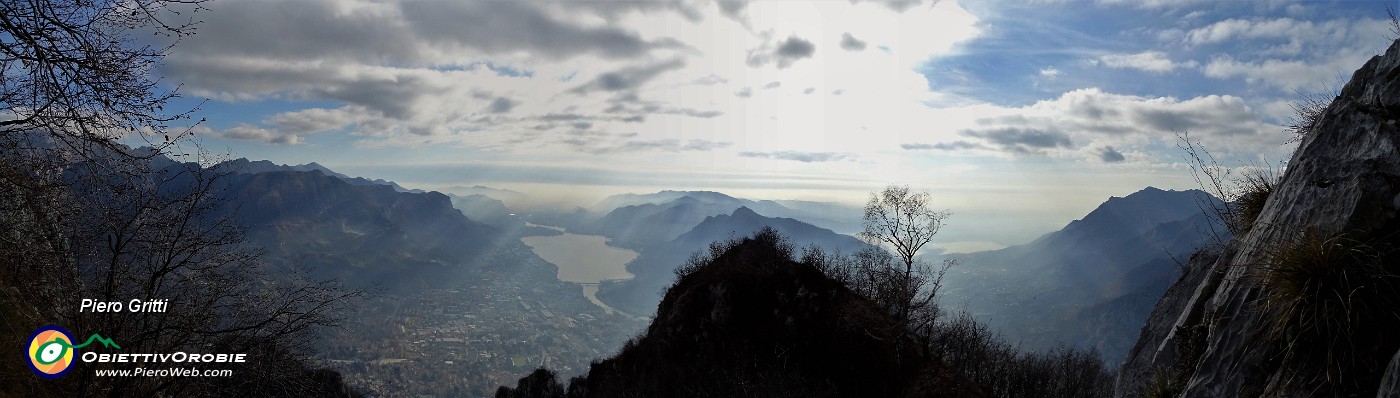 46 Vista su Lecco e suoi laghi e monti ....jpg